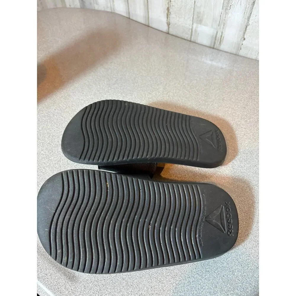 Reebox Size‎ 13 Youth - Black and Pink Mesh Sandals